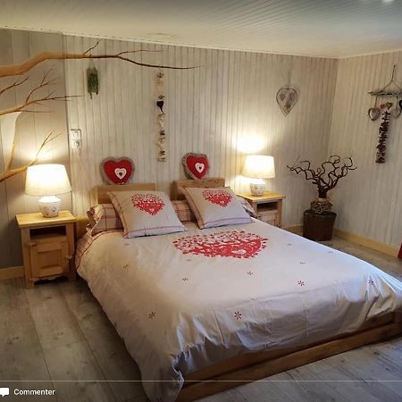 Le Haut-du-Them La Ferme De La-Haut B&B المظهر الخارجي الصورة